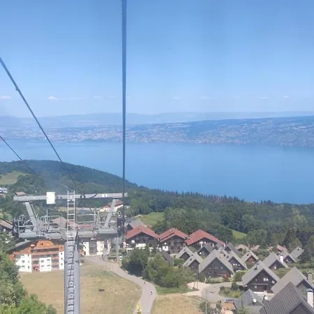 Charmant logement au pied des pistes de ski Thollon-les-Mémises Extérieur photo
